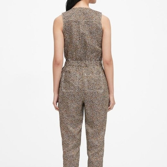 Banana Republic Tencel Wrap-Jumpsuit In Leopard Print 12 LIKE NEW - Picture 2 of 12